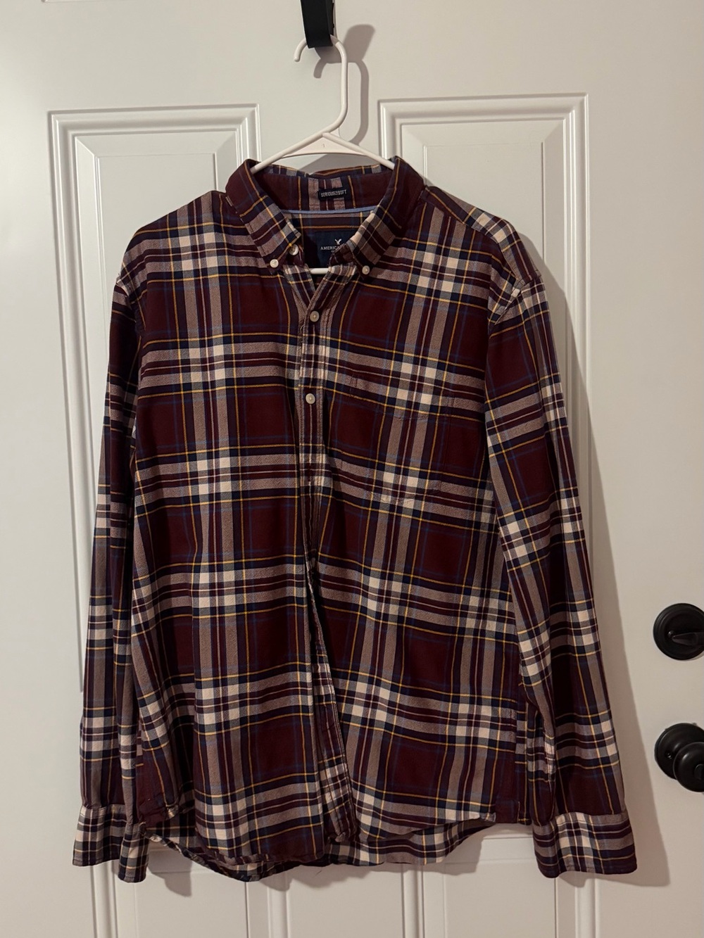 American Eagle Outfitters Men's Burgundy Plaid Button-Down Shirt